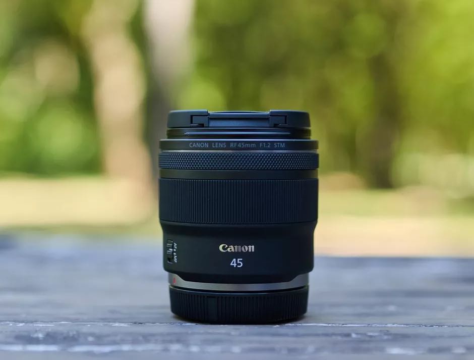 Canon RF 45mm f/1,2 STM - Arrivati i primi prodotti