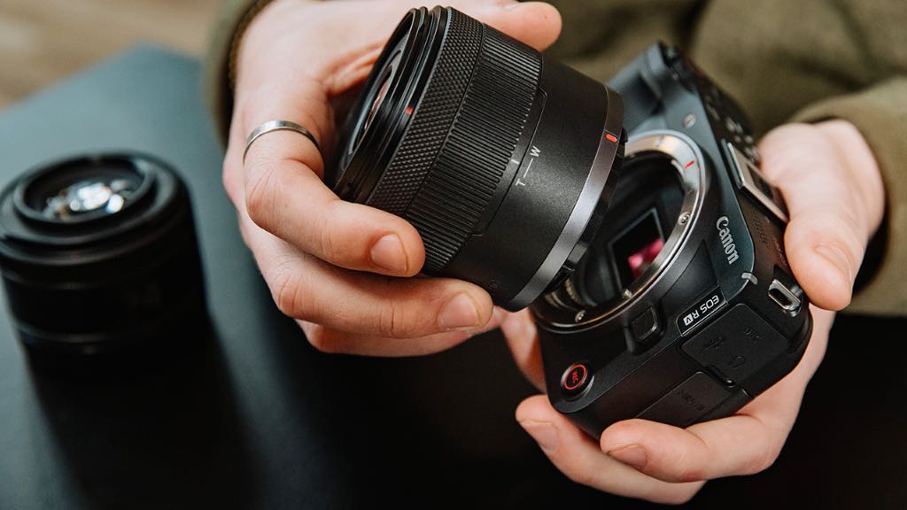 Canon EOS R50 V - La nostra presentazione