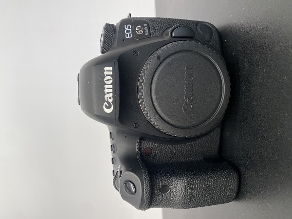 Canon Eos 6D Mark II (solo corpo) (OS)